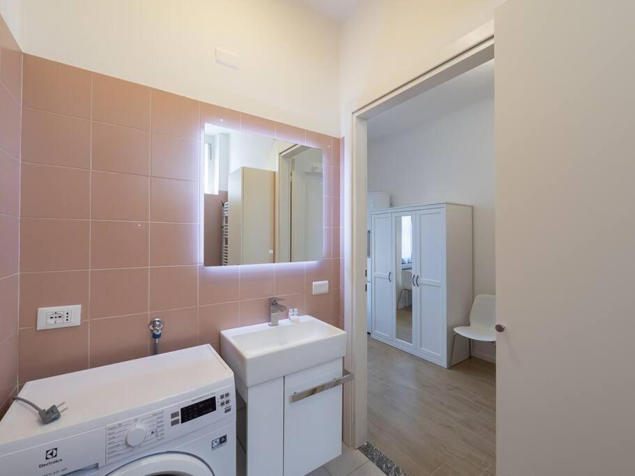 Youhosty - Accademia 53 Quinto Apartman Milánó Kültér fotó