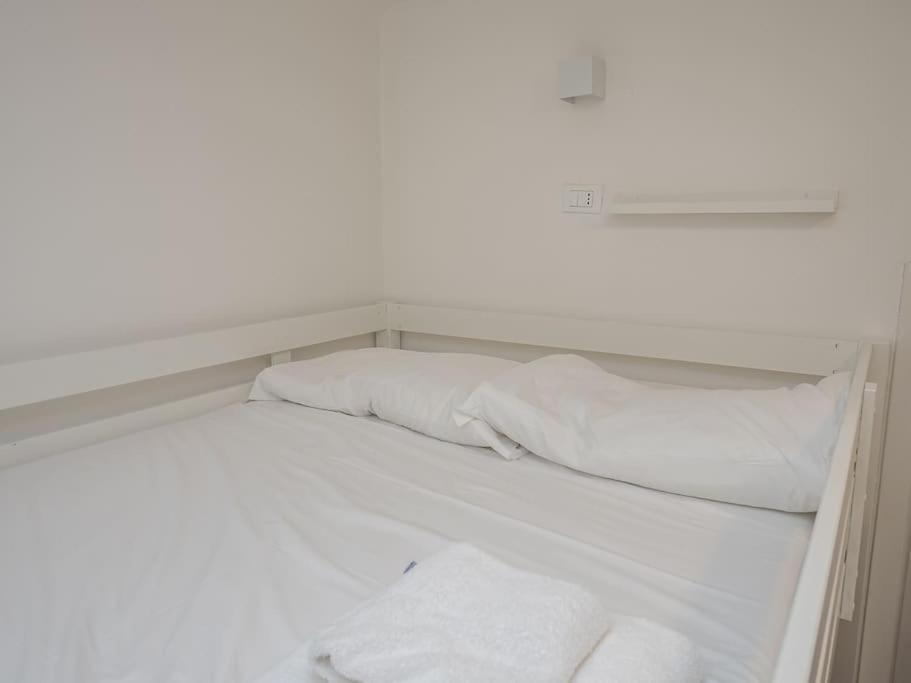 Youhosty - Accademia 53 Quinto Apartman Milánó Kültér fotó